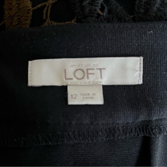 •LOFT• Crochet Lace Pencil Skirt In Black and Golden Brown - Size 12 - Picture 3 of 10